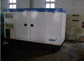 衢江康明斯150kw大型柴油二手发电机组